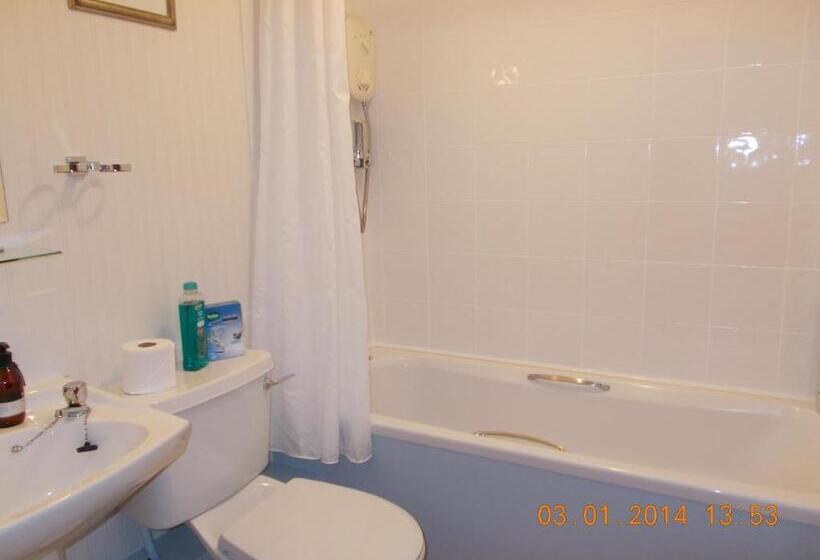 غرفة قياسية, Tigh Na Cheo