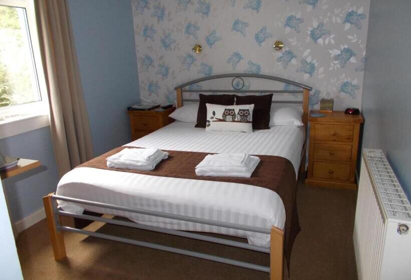 غرفة أساسية, Tigh Na Cheo