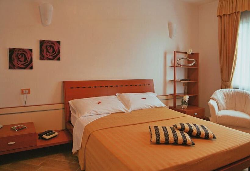 豪华工作室, Recostano Residence