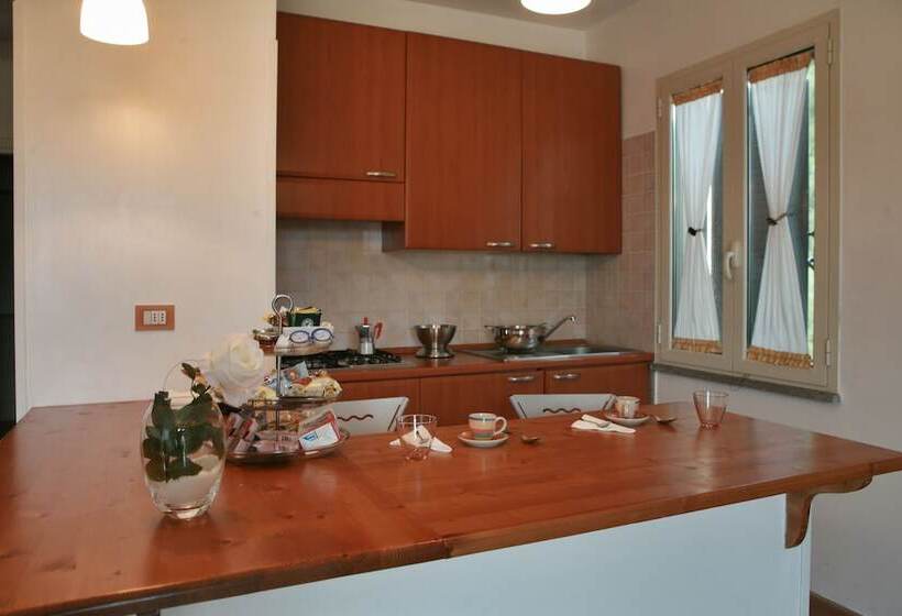 豪华工作室, Recostano Residence