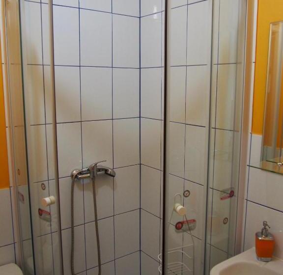 اتاق استاندارد, Hostal Maison De La Mer