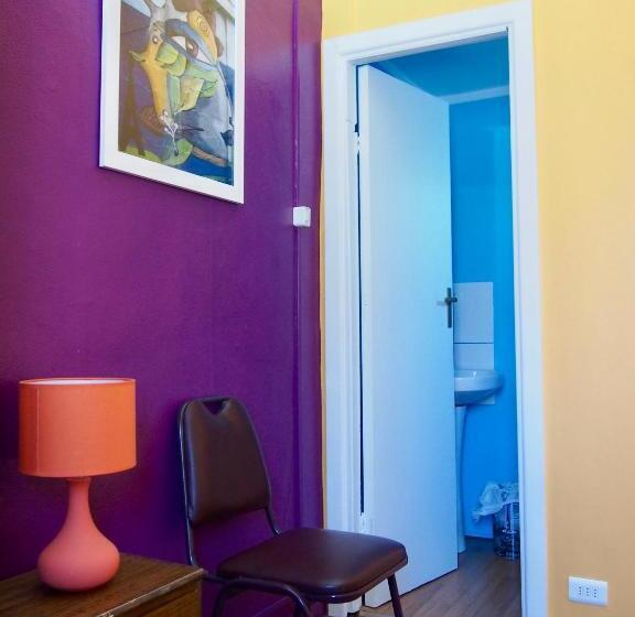 اتاق استاندارد یک نفره, Hostal Maison De La Mer