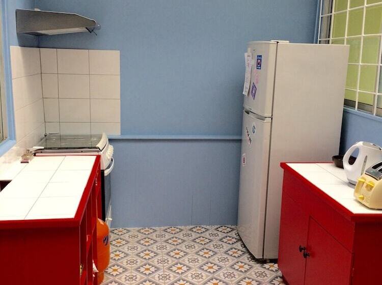 اتاق استاندارد یک نفره, Hostal Maison De La Mer