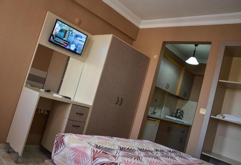 Трехместный Номер Классика, Berk Apart