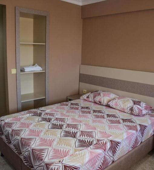 Трехместный Номер Классика, Berk Apart