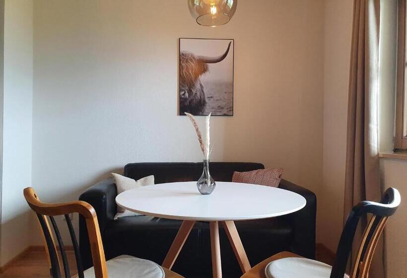 标准工作室, Gruberwirt Apartments