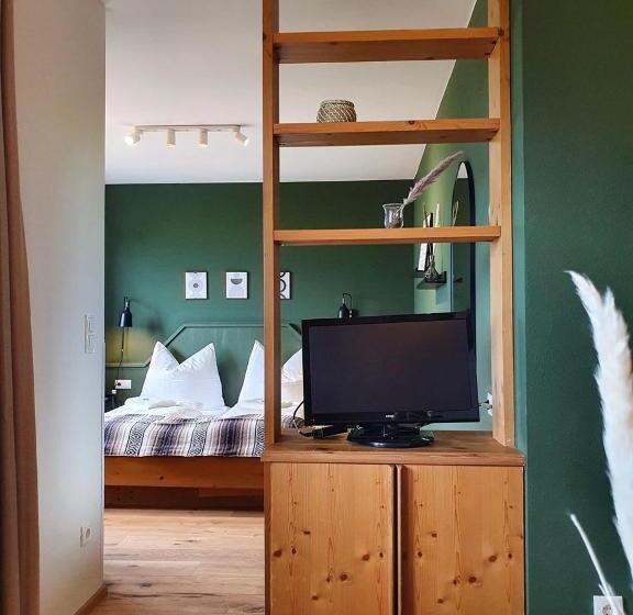 标准工作室, Gruberwirt Apartments