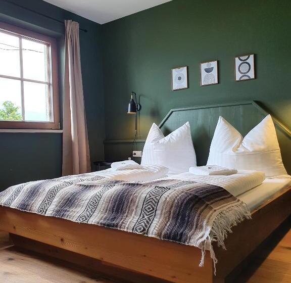 标准工作室, Gruberwirt Apartments