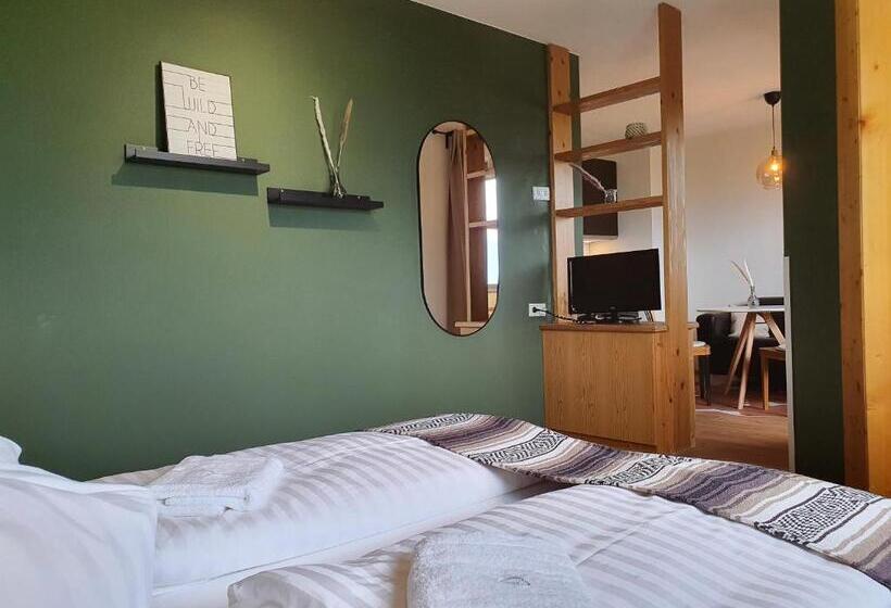 标准工作室, Gruberwirt Apartments