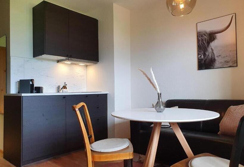 标准工作室, Gruberwirt Apartments