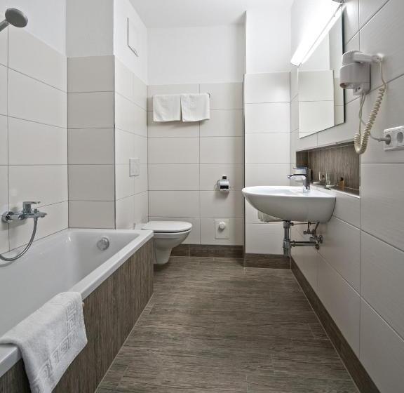 Номер Стандарт с Балконом, Gästehaus Obwexer