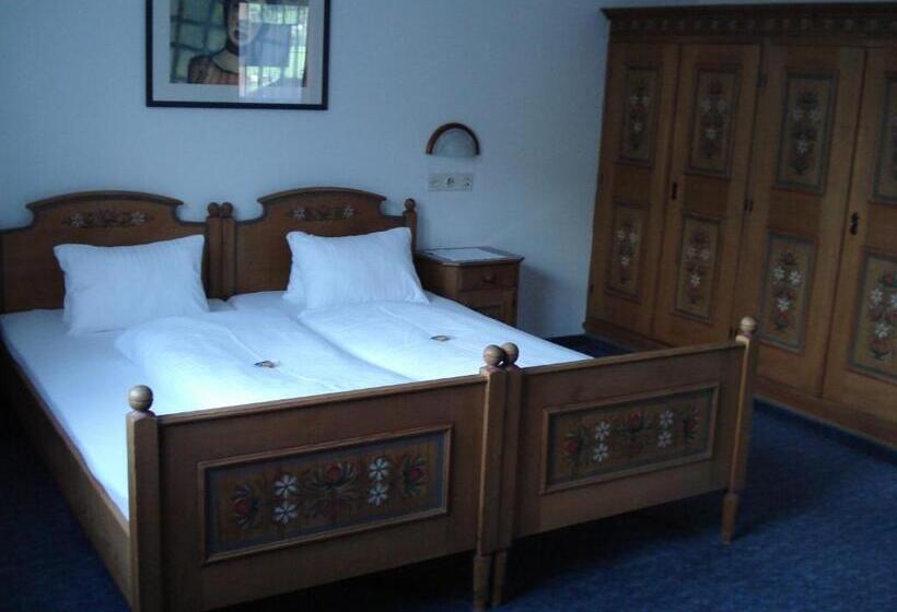 Номер Стандарт, Gästehaus Obwexer