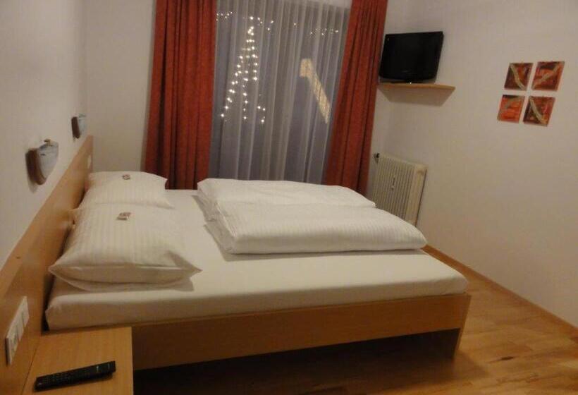 Апартаменты 1 Спальня с Балконом, Gästehaus Obwexer