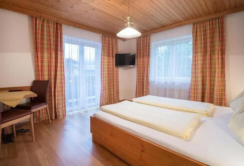 اتاق استاندارد با بالکن, Haus Alpenland