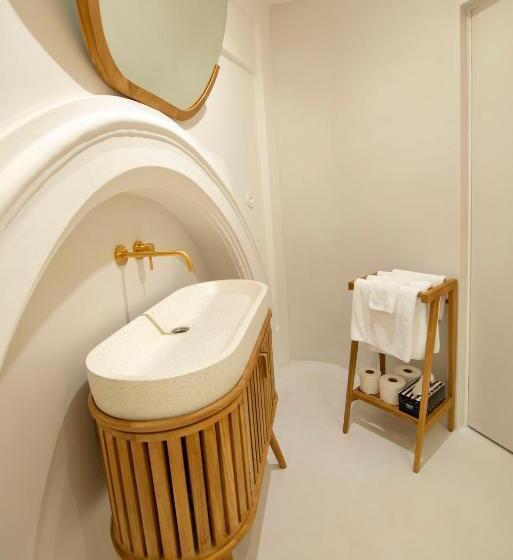 חדר סטודיו סטנדרד, Kaple Svaté Markéty