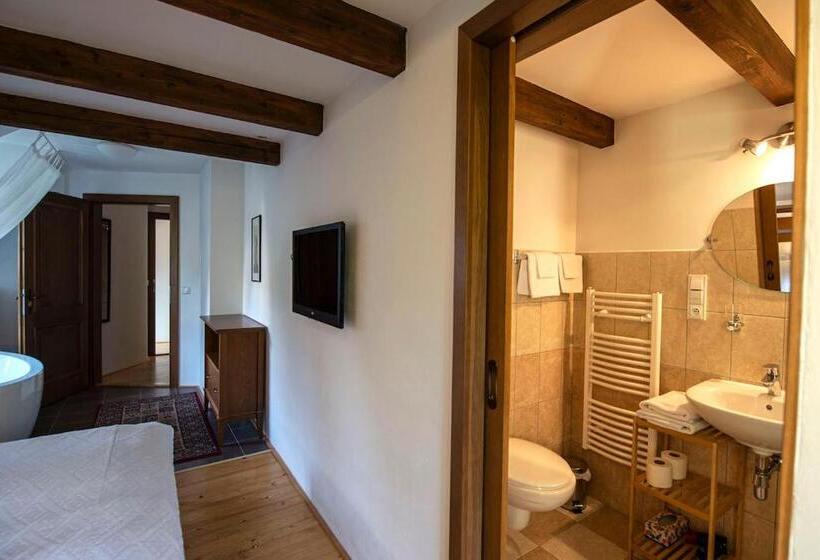 חדר סופריור, Kaple Svaté Markéty