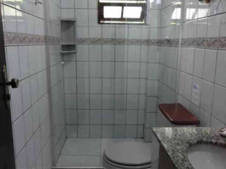 سوئیت مستر, Pousada Dos Meros