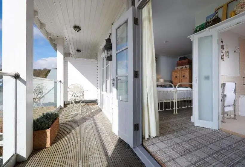 Superior Room with Balcony