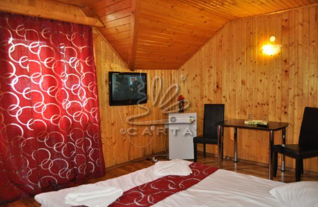 Номер Стандарт, Pensiunea La Cristina