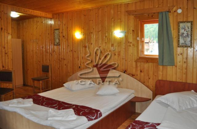 Номер Стандарт Трехместный, Pensiunea La Cristina