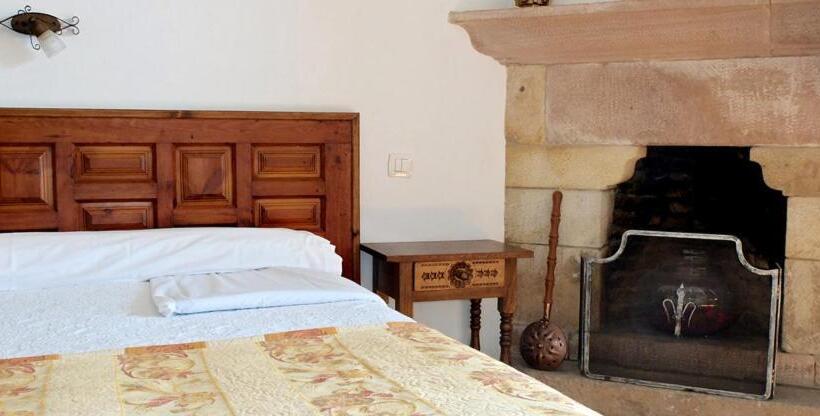 标准三人间, Posada Ansorena