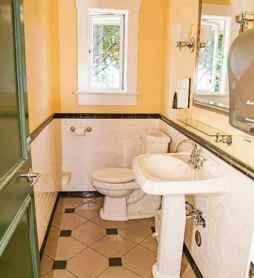 Standard-huone Jaettu Kylpyhuone, Salt Spring Inn