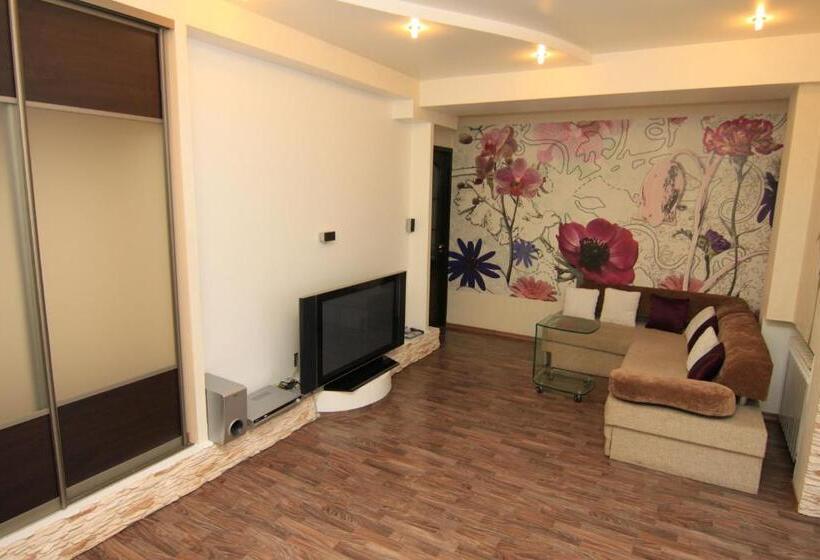 آپارتمان 1 خوابه, Apart Hotel On Preobrajenskaya 24