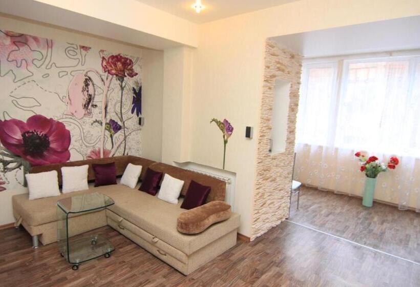 آپارتمان 1 خوابه, Apart Hotel On Preobrajenskaya 24