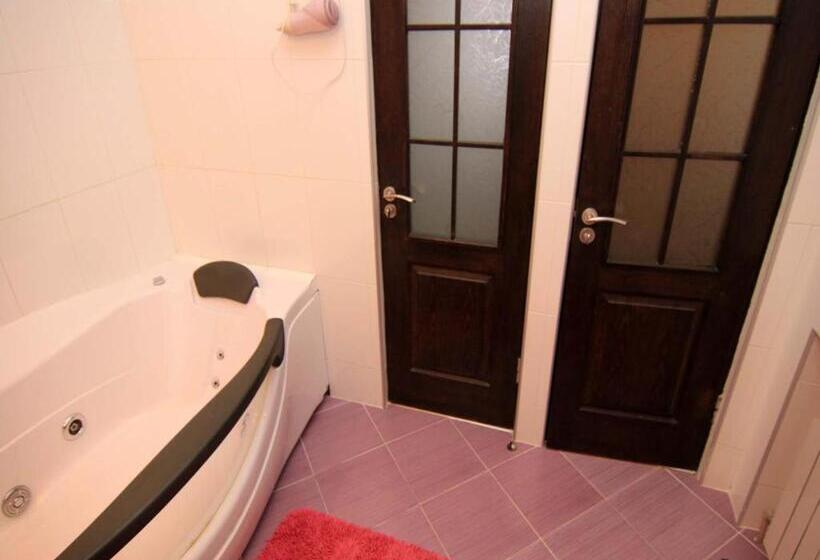 آپارتمان 1 خوابه, Apart Hotel On Preobrajenskaya 24