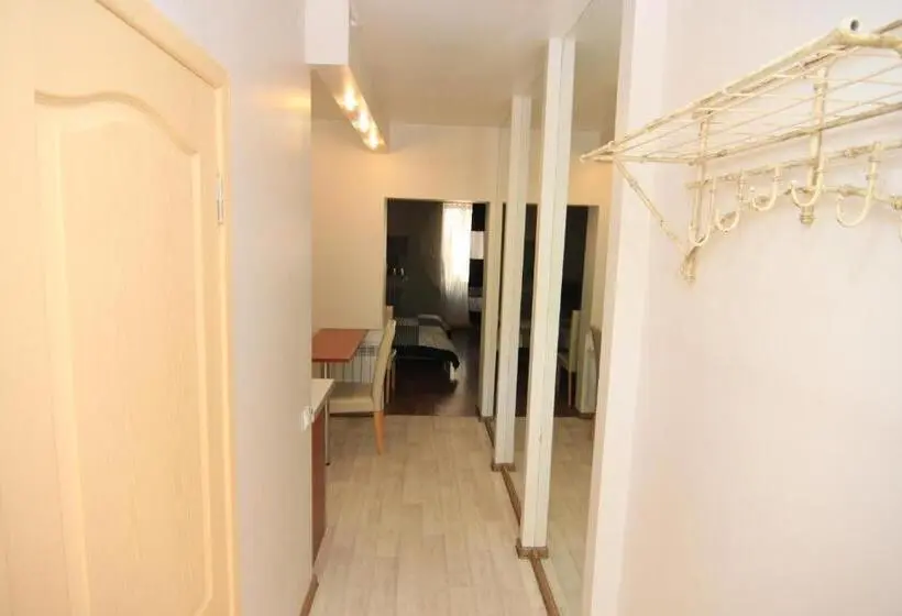 استودیوی استاندارد, Apart Hotel On Preobrajenskaya 24