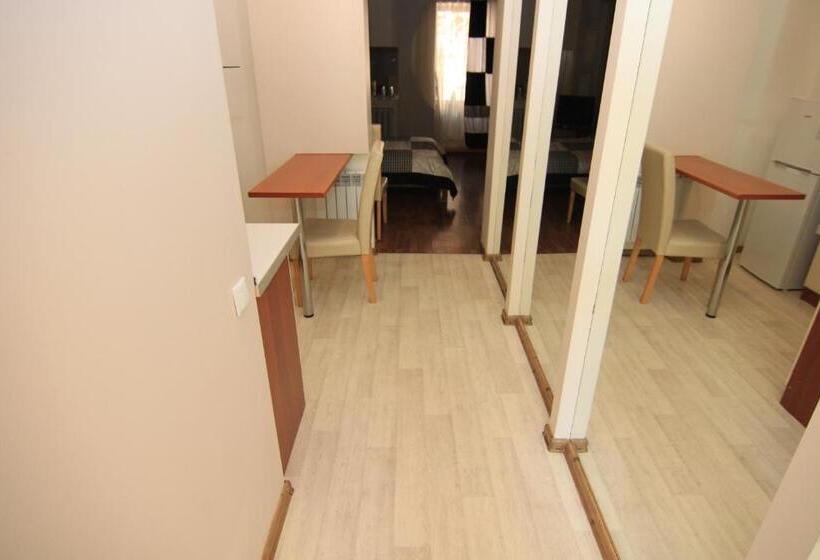 استودیوی استاندارد, Apart Hotel On Preobrajenskaya 24