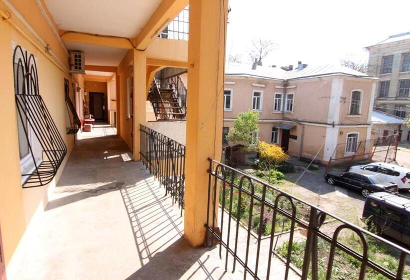 آپارتمان 2 خوابه, Apart Hotel On Preobrajenskaya 24