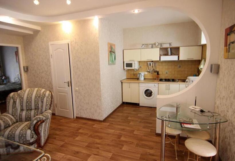 آپارتمان 2 خوابه, Apart Hotel On Preobrajenskaya 24