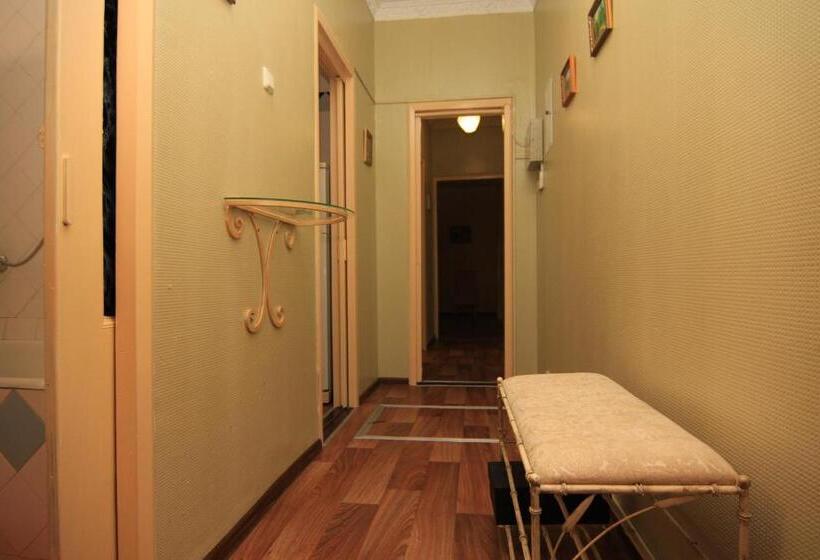 اتاق خانوادگی, Apart Hotel On Preobrajenskaya 24
