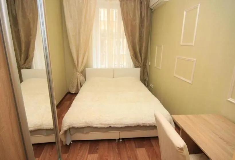 اتاق خانوادگی, Apart Hotel On Preobrajenskaya 24