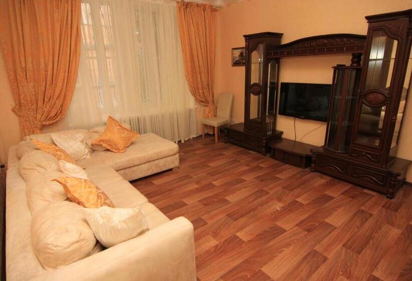 اتاق خانوادگی, Apart Hotel On Preobrajenskaya 24