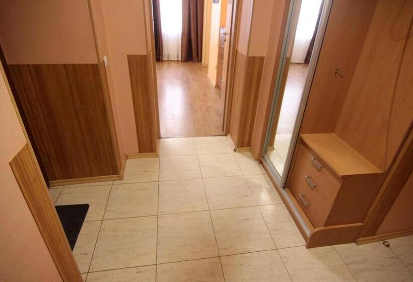آپارتمان 1 خوابه با بالکن, Apart Hotel On Preobrajenskaya 24