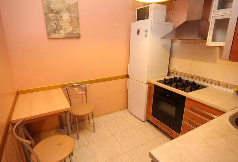 آپارتمان 1 خوابه با بالکن, Apart Hotel On Preobrajenskaya 24