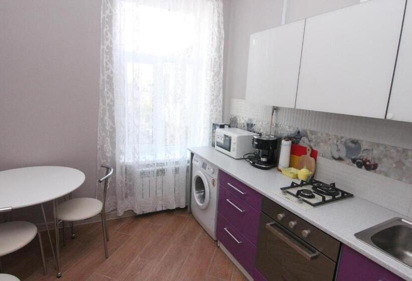 سوییت خانوادگی, Apart Hotel On Preobrajenskaya 24