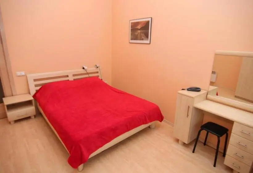 اتاق خانوادگی با چشم‌انداز دریا, Apart Hotel On Preobrajenskaya 24