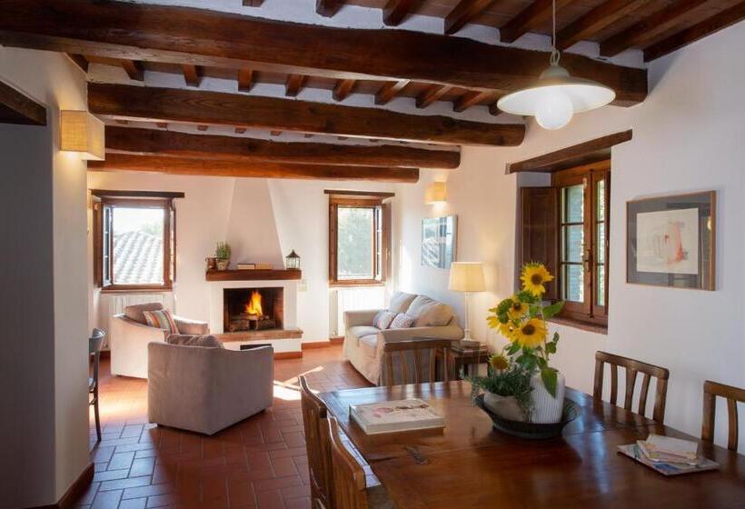 带1个卧室的带阳台的公寓, La Fattoria Del Rio Di Sopra   Agriturismo Baldeschi