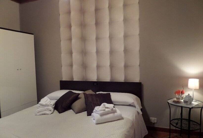 חדר קלאסי, La Locanna