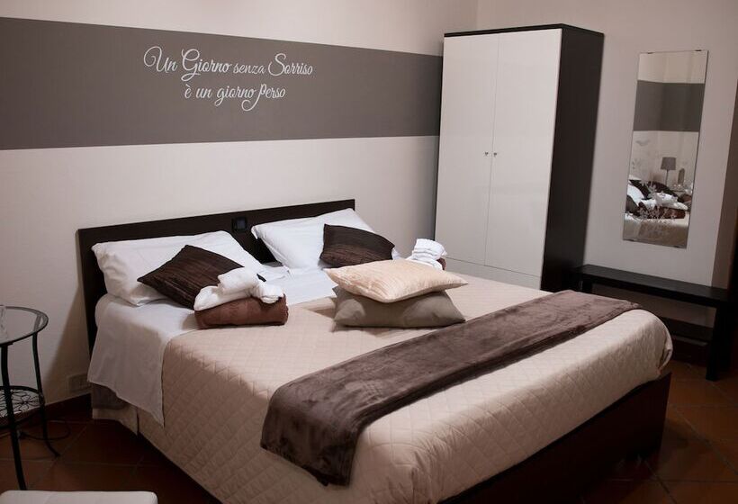 חדר קלאסי, La Locanna