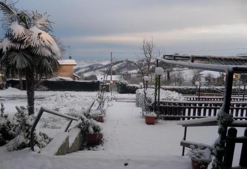 חדר סטנדרט לשלושה, La Locanna