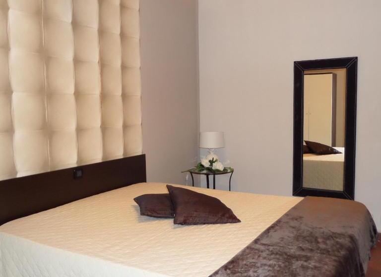 חדר קלאסי, La Locanna