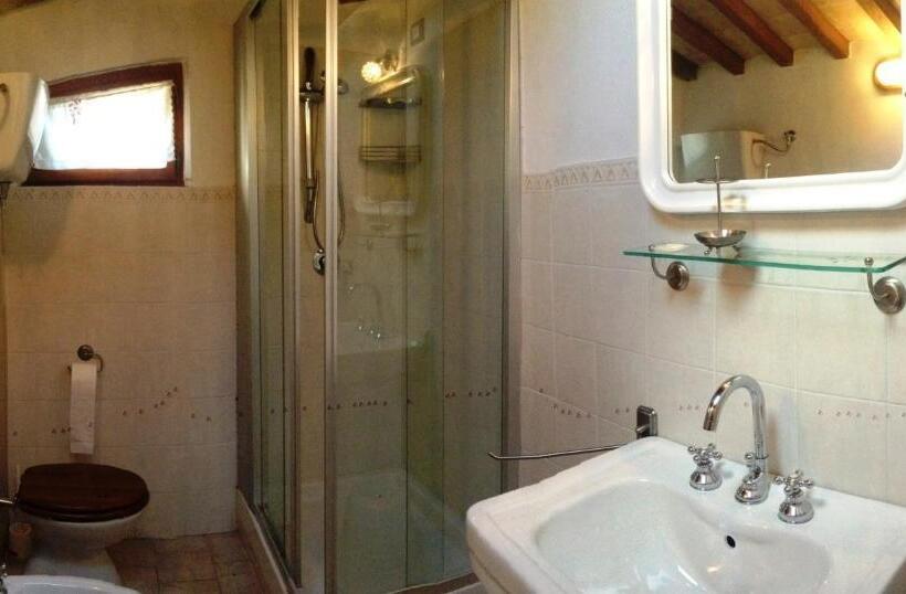 غرفة قياسية مزوَّدة بشُرفة, Poggio Cantarello Vacanze