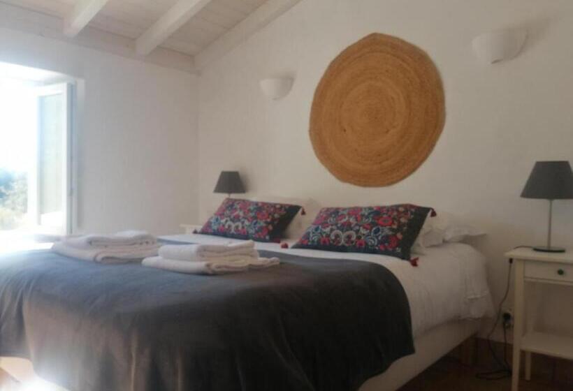 침실 2개 주택, Amor De Crianca