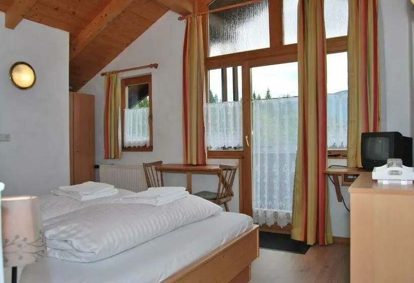 اتاق استاندارد سه نفره, Gästehaus Pernull