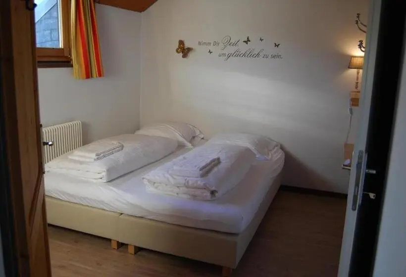 اتاق استاندارد چهار تخته, Gästehaus Pernull