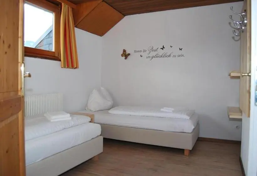 اتاق استاندارد چهار تخته, Gästehaus Pernull
